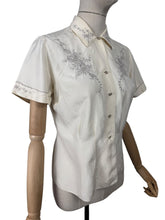 Load image into Gallery viewer, Original 1940&#39;s 1950&#39;s Cream and Grey Pure Silk Hand Embroidered Blouse - Bust 36 *
