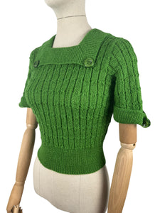 1930's Reproduction Pretty Wool Knit with a Neat Collar and Button Detail in Green - Bust 34 36