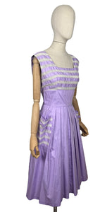 Original 1950's Carnegie Model Pale Lilac Cotton Day Dress with White Lace Detail and Bow Trimmed Pockets - Bust 38