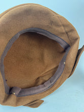 Load image into Gallery viewer, Original 1940's Mid Brown Felt Hat with Plaited Felt Trim
