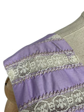 Load image into Gallery viewer, Original 1950&#39;s Carnegie Model Pale Lilac Cotton Day Dress with White Lace Detail and Bow Trimmed Pockets - Bust 38
