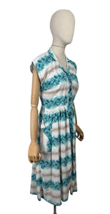 Original 1950's Floppy Cotton Day Dress in White, Brown and Turquoise Blue - Bust 36