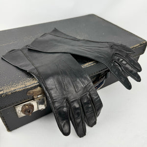 Original 1940's CC41 Deadstock Soft Black Leather Gloves - Size 6