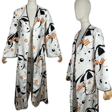 Load image into Gallery viewer, Original Vintage 1960&#39;s 1970&#39;s White, Black and Orange Robe with Novelty Umbrella Print - Bust 34 36
