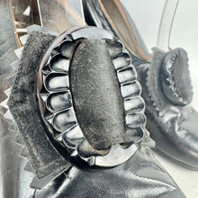 Load image into Gallery viewer, Original 1940's CC41 Black Leather Court Shoes with Suede and Buckle Trim - UK 3
