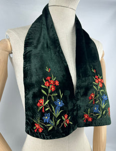 Original 1930's 1940's Green Velvet Cravat with Tyrolean Floral Embroidery