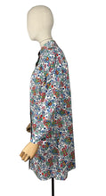 Load image into Gallery viewer, Original 1930&#39;s Crisp White Cotton Smock with Vibrant Floral Print in Blue, Green, Red and Yellow - Bust 34 36 38
