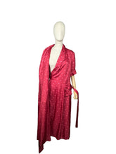 Load image into Gallery viewer, Original Volup 1940&#39;s Novelty Print Dressing Gown - Red with Pink Ornate Carriages - Bust 44 46 48
