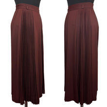 Load image into Gallery viewer, Original 1940's Warm Brown Lightweight Wool Pleated Skirt - Waist 24
