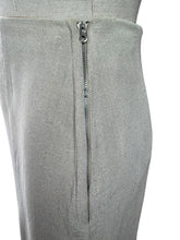 Load image into Gallery viewer, Original 1940&#39;s or 1950&#39;s Moygashel Linen Summer Suit with Beading and Soutache - Bust 34 35 *
