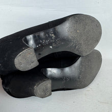 Load image into Gallery viewer, Original 1940's 1950's Inky Astrakhan Trimmed Suede Boots with Zips - Uk 5 or 5.5

