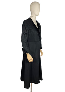 Reproduction 1940's Black Double Breasted Lightweight Coat with Velvet Trim - Bust 36 38