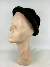 Load image into Gallery viewer, Original 1930's Dark Green Corduroy Skull Cap with Padded Brim *
