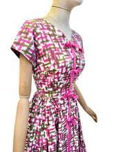 Load image into Gallery viewer, Original 1950’s Pink and Green Cotton Day Dress with Bow Trim - Bust 34
