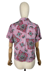Original 1940's Vibrant Rayon 'SPORTSWEAR' Blouse in Pink, Red, Green and White - Bust 32 34