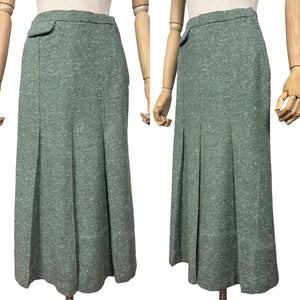 Original 1940's Green and White Tweed Pleated Skirt with Pocket - Waist 27"