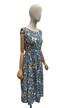 Load image into Gallery viewer, Original 1940's Sleeveless Cotton Sundress with Flower Pots and Flowers Print - bust 34 35
