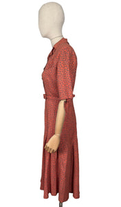 Original 1940's Belted Heavy Linen Day Dress in Orange, Black and White with Glass Button Detail - Bust 28