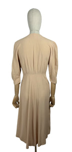 Original 1940’s Beige Crepe Day Dress with Embroidered Pocket Detail - Bust 34 35 *