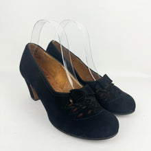Load image into Gallery viewer, Original 1940&#39;s Black Suede Devonshire Court Shoes with Cutout Front and Bow Trim - Size 4.5
