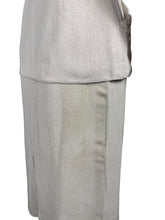 Load image into Gallery viewer, Original 1940&#39;s or 1950&#39;s Moygashel Linen Summer Suit with Beading and Soutache - Bust 34 35 *
