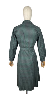 RESERVED FOR KATRINA - DO NOT BUY Original 1940’s Green and Grey Plaid Cotton Long Sleeved Belted Chore Dress with Pockets - Bust 38