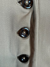 Load image into Gallery viewer, Original 1940's Camel Coloured Single Breasted Jacket - Bust 36
