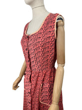 Load image into Gallery viewer, Original 1940&#39;s 1950&#39;s Dark Coral Pink Cotton Chore Dress with Black Print - Bust 37 38
