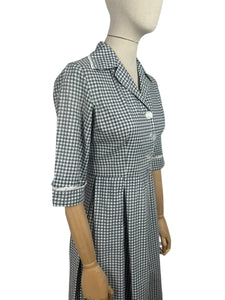 Original 1950's Blue, Black and White Check Dress with Lace Trim - Bust 34 35 *