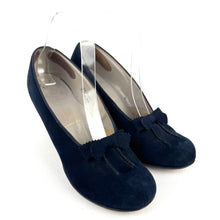 Load image into Gallery viewer, Original 1940&#39;s Blue Suede Shoes - Clarks Skyline with Bow Front - Uk 6 or 6.5
