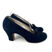 Load image into Gallery viewer, Original 1940&#39;s Blue Suede Shoes - Clarks Skyline with Bow Front - Uk 6 or 6.5
