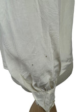 Load image into Gallery viewer, Pretty Vintage Pure Silk Long Sleeved Blouse with Silk Embroidery - Peony Brand - Bust 34
