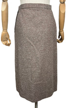 Load image into Gallery viewer, Original 1940&#39;s Brown and White Tweed Pleated Skirt with Pocket - Waist 26&quot;
