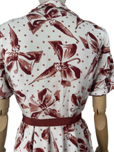Load image into Gallery viewer, Original 1940&#39;s Fabulous Bow and Umbrella Novelty Print Linen Belted Day Dress - Bust 36
