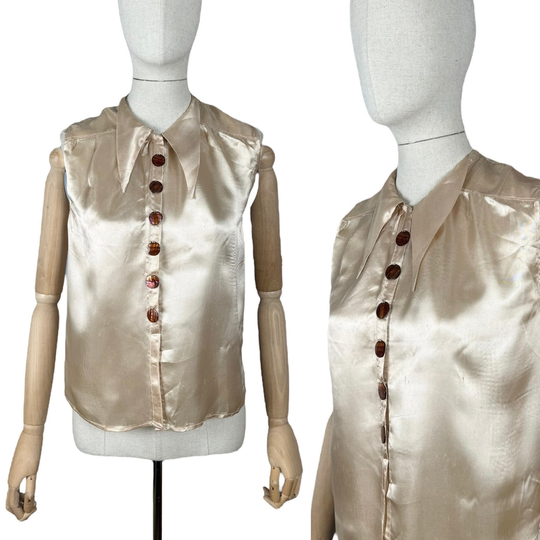 Original 1930’s 1940’s Dickie Blouse with Spearpoint Collar - Bust 34 *