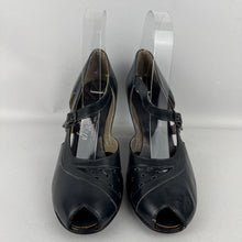 Load image into Gallery viewer, Original Deadstock 1940&#39;s Navy Blue Leather Peep Toe Shoes - UK 4 or 4.5
