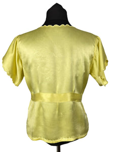 Original 1940’s Embroidered Lemon Yellow Pyjama Top with Scalloped Edge - Great Summer Blouse - Bust 32 34