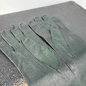 Original 1940's Dark Forest Green Pig Skin Leather Gloves -  Size 6.5 *