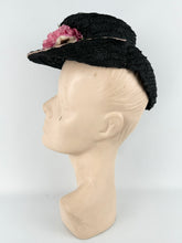 Load image into Gallery viewer, Original Late 1930&#39;s or Early 1940&#39;s Pink and Black Straw Topper Hat with Floral Trim
