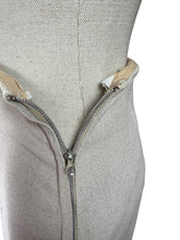 Load image into Gallery viewer, Original 1940&#39;s or 1950&#39;s Moygashel Linen Summer Suit with Beading and Soutache - Bust 34 35 *
