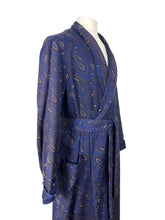 Load image into Gallery viewer, Original Men&#39;s 1940&#39;s 1950&#39;s Blue, Red and Cream Paisley Dressing Gown by Tootal - Chest 42
