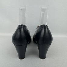 Load image into Gallery viewer, Original Deadstock 1940&#39;s Navy Blue Leather Peep Toe Shoes - UK 4 or 4.5
