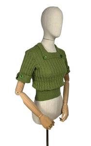 1930's Reproduction Pretty Wool Knit with a Neat Collar and Button Detail in Turtle Green - Bust 34 36