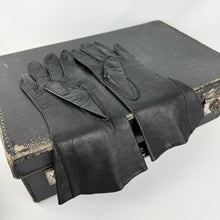 Load image into Gallery viewer, Original 1940&#39;s CC41 Deadstock Soft Black Leather Gloves - Size 6
