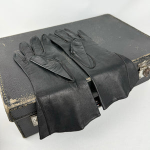 Original 1940's CC41 Deadstock Soft Black Leather Gloves - Size 6