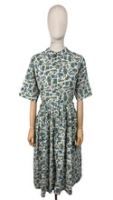 Load image into Gallery viewer, Vintage 1950&#39;s 1960&#39;s Lightweight Cotton Novelty Print Shirtwaister Dress in Purple, Blue and Green - Bust 36

