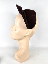 Load image into Gallery viewer, Original 1940's Dark Brown Felt Half Bonnet Hat with Felt Flower Trim by Alden House
