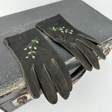 Load image into Gallery viewer, Vintage 1950&#39;s Black Suede Gloves with Floral Embroidery - Size 6.5 *
