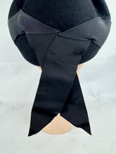 Load image into Gallery viewer, Original 1940's Black Felt Hat with Wide Grosgrain Trim
