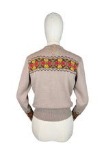 Load image into Gallery viewer, Reproduction 1950&#39;s Hand Knitted Fair Isle Long Sleeved Jumper in Pure Wool - Bust 36 38
